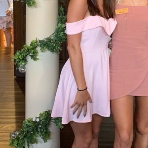 Superdown off the shoulder dress